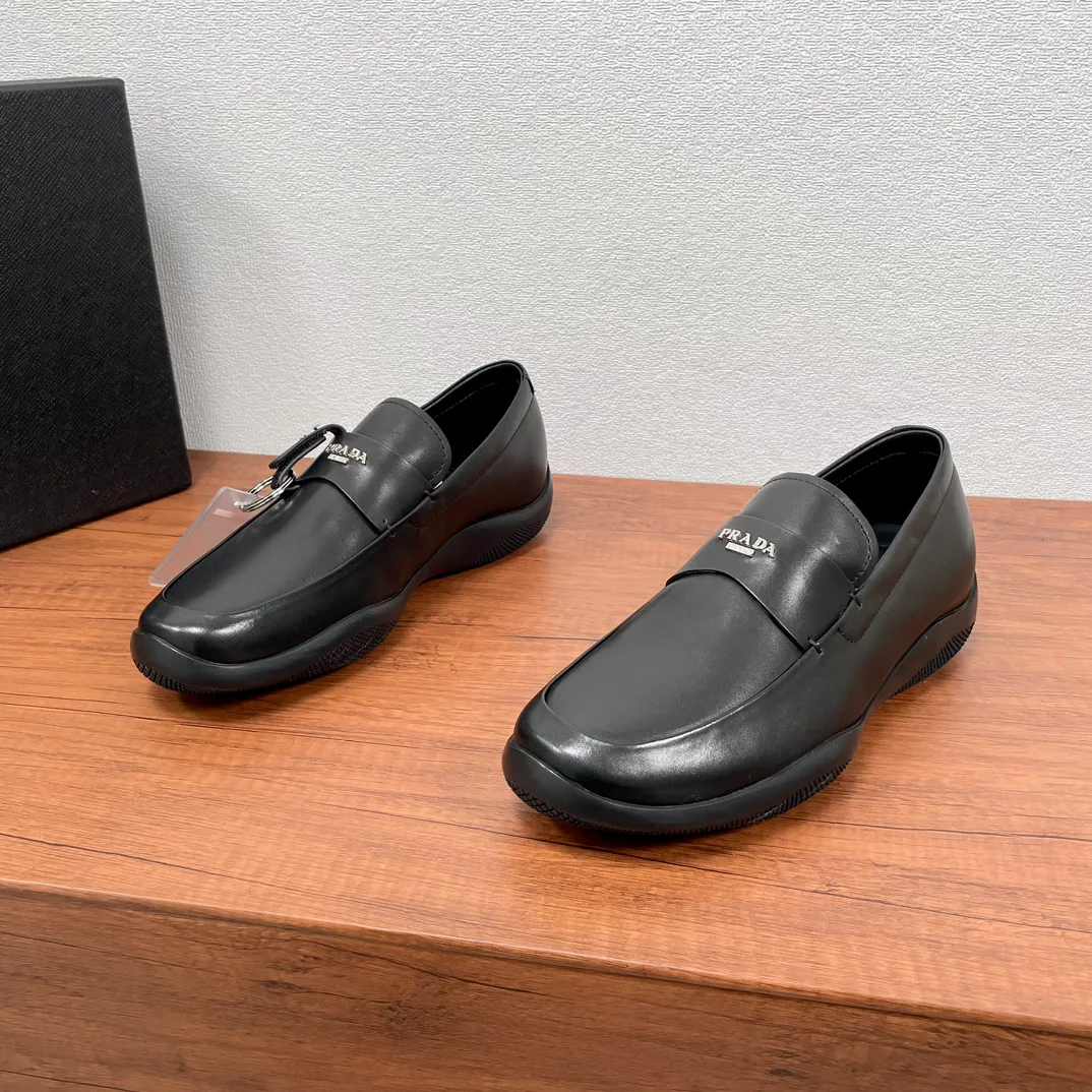 Кроссовки Мужские Prada 12834417