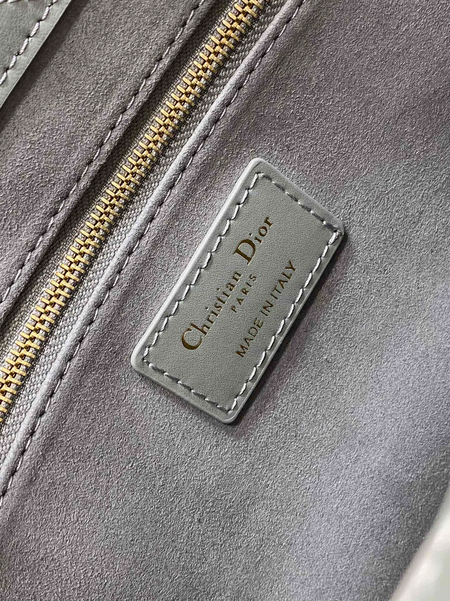 Классические Сумки Женские Christian Dior 17601407