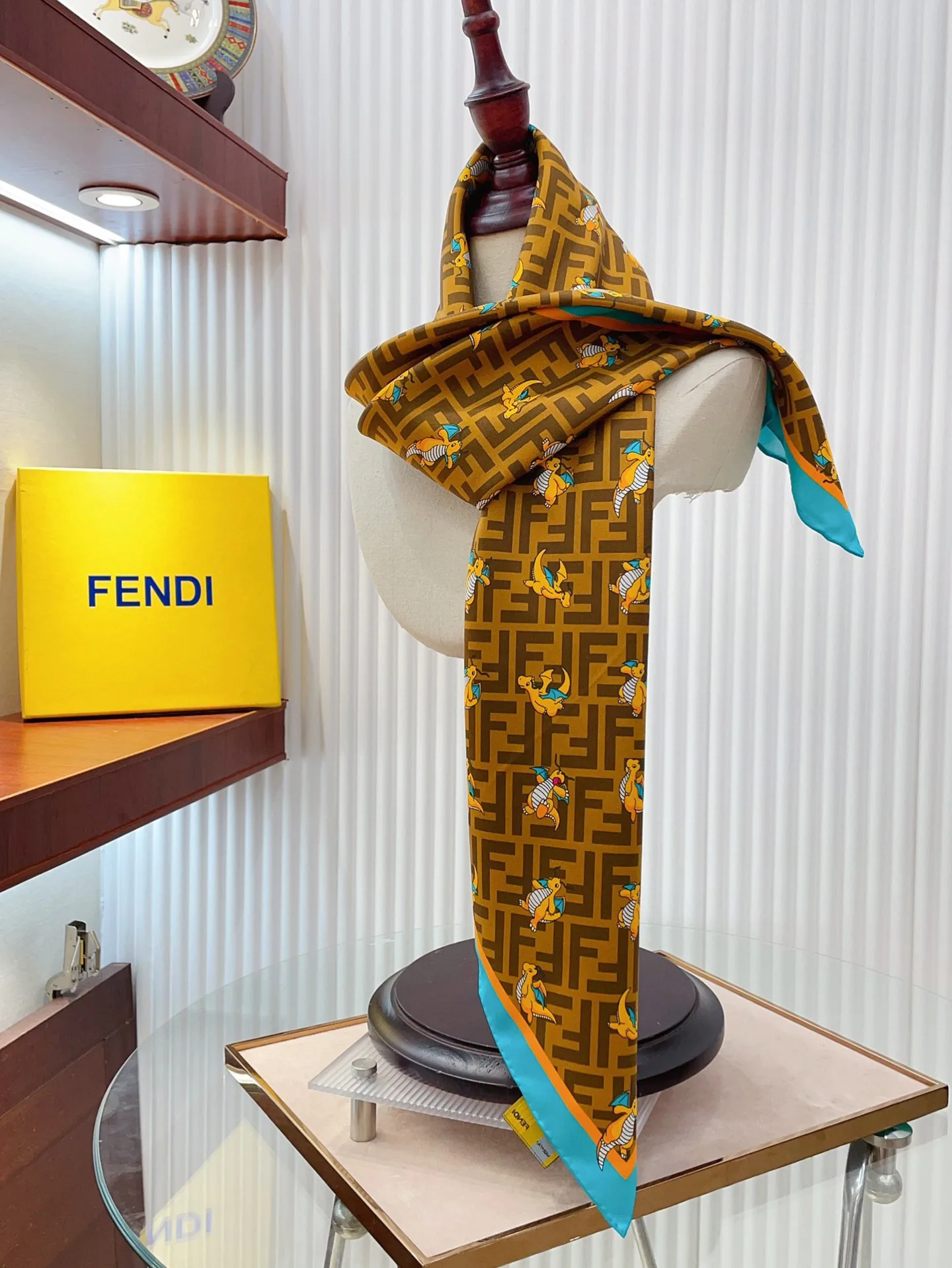 Шарфы Fendi 13169