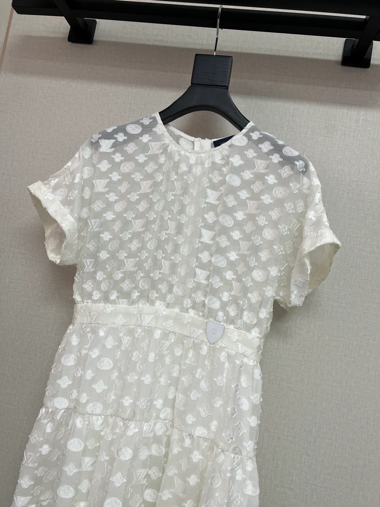 Платья Женские Louis Vuitton 1693754