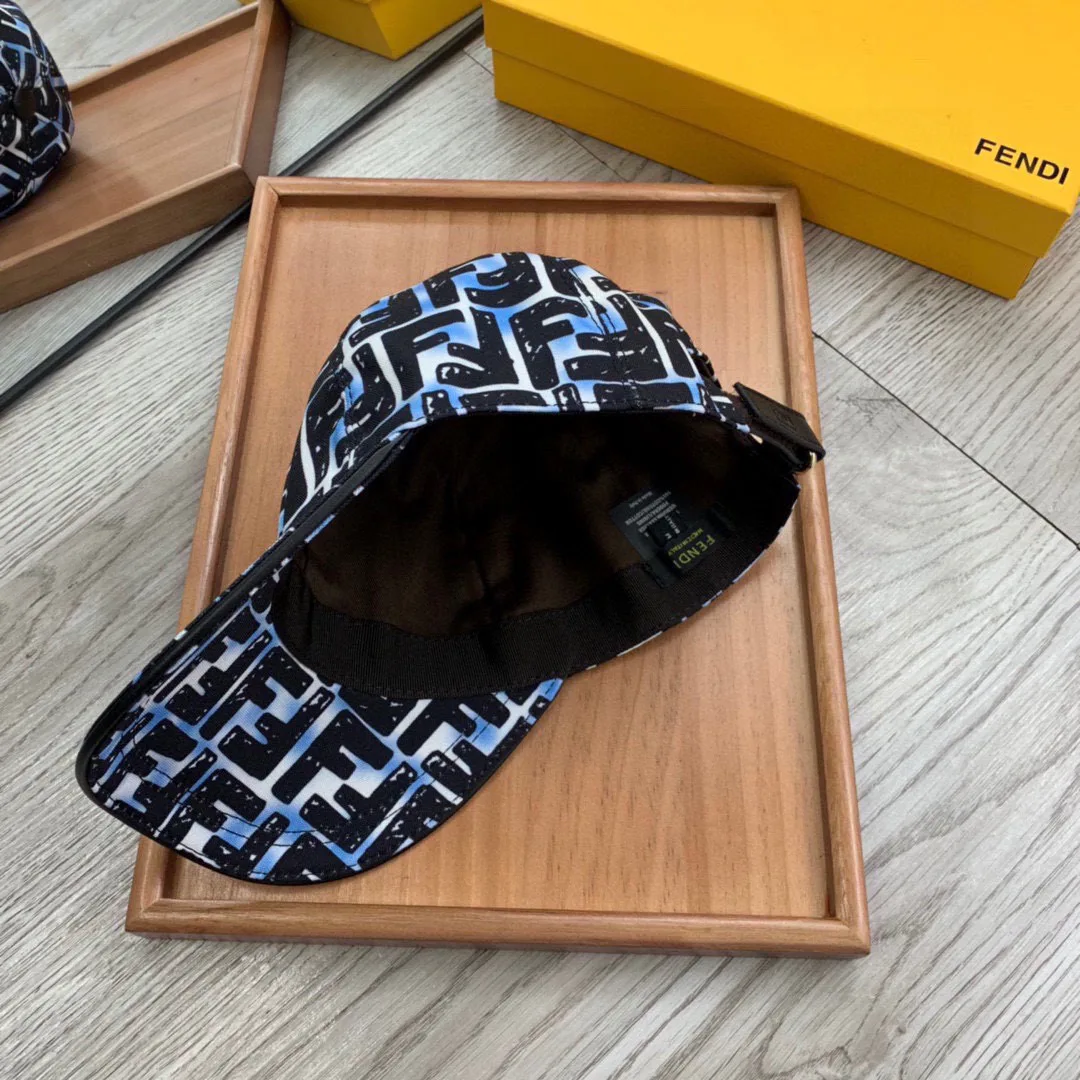 Головные Уборы Fendi 12882080
