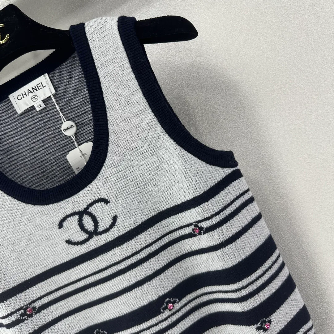 Жилеты Женские Chanel 5179556