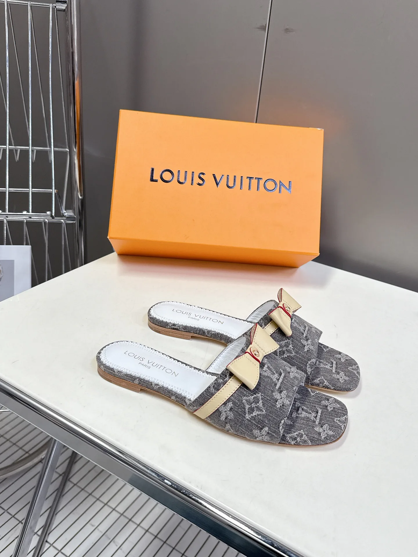 Туфли Женские Louis Vuitton 11458202