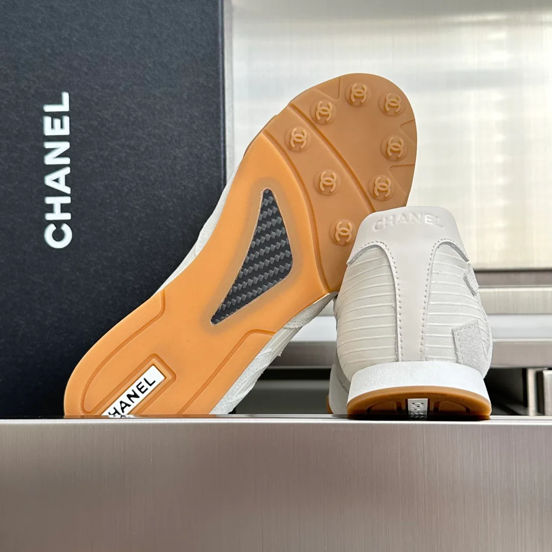 Кроссовки Женские Chanel 19598224