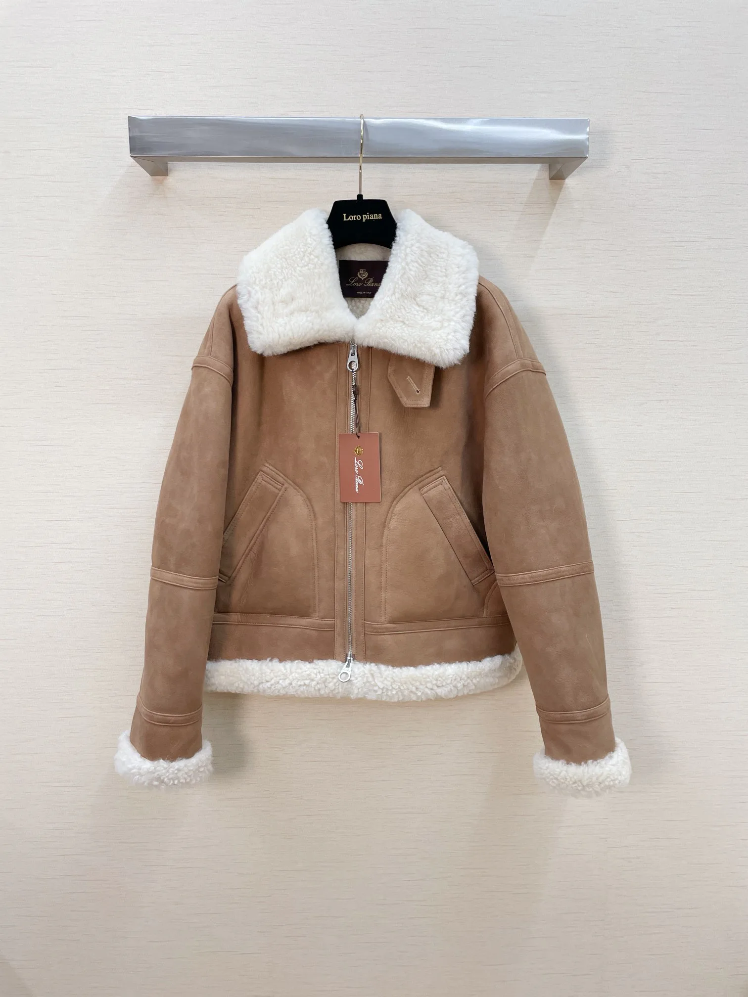 Кожаные Куртки И Дублёнки Женские Loro Piana 19684880