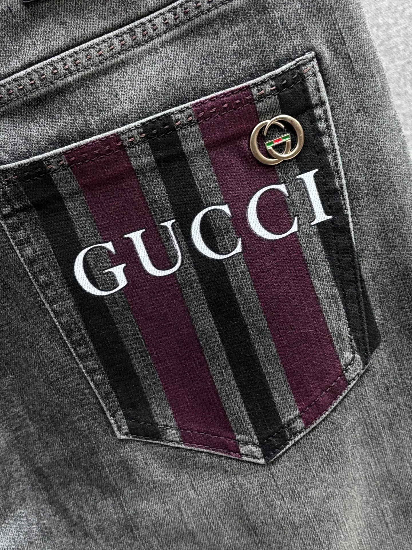 Джинсы Мужские Gucci 18097858