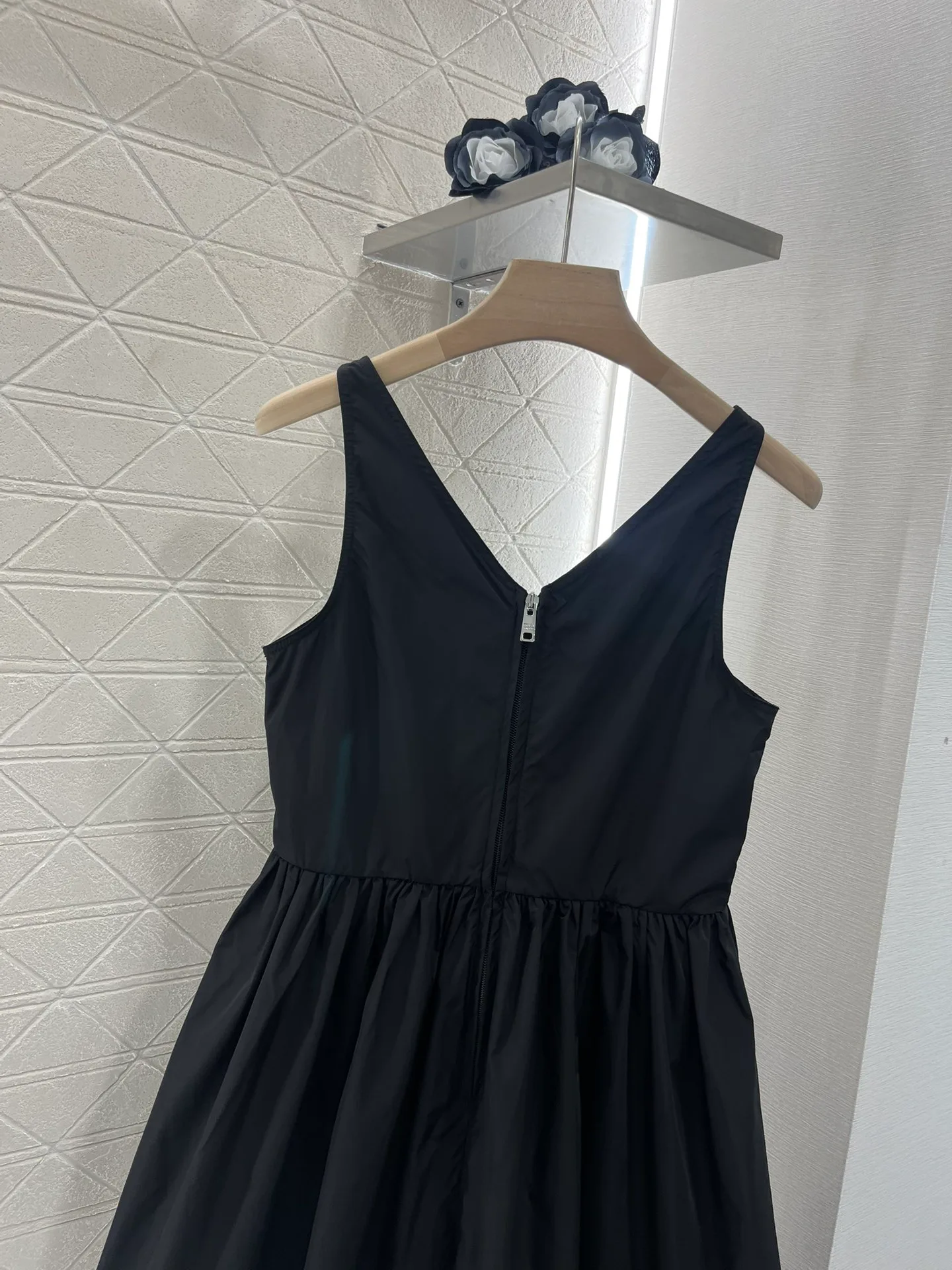 Платья Женские Prada 25723