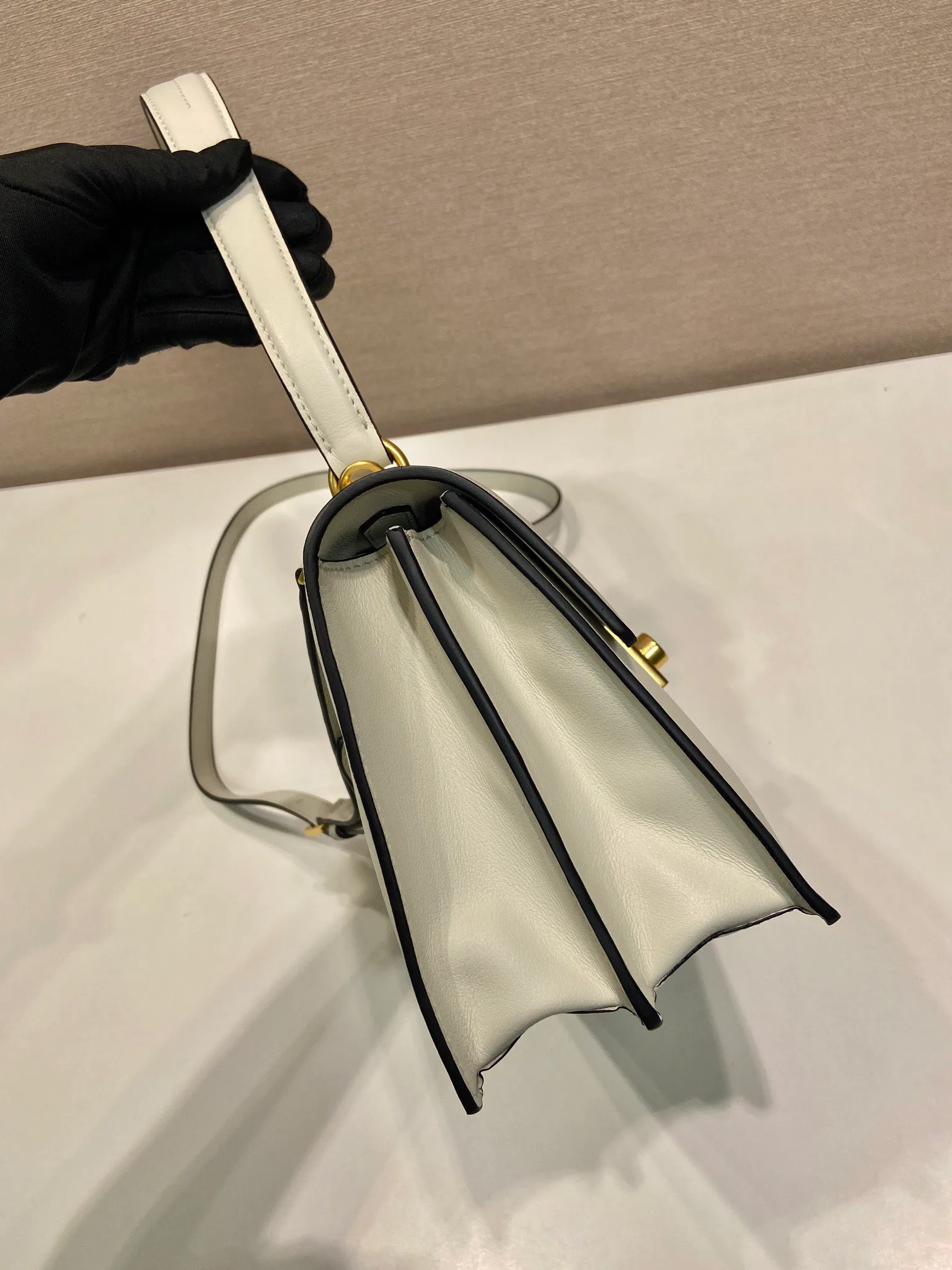 Классические Сумки Женские Prada 3372126