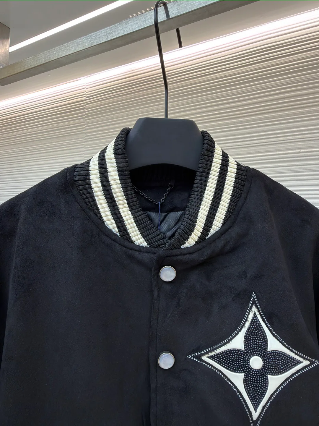 Куртки И Пуховики Мужские Louis Vuitton 852215