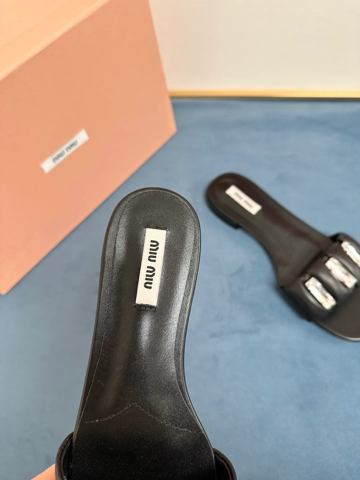 Шлепанцы Женские Miu Miu 15948