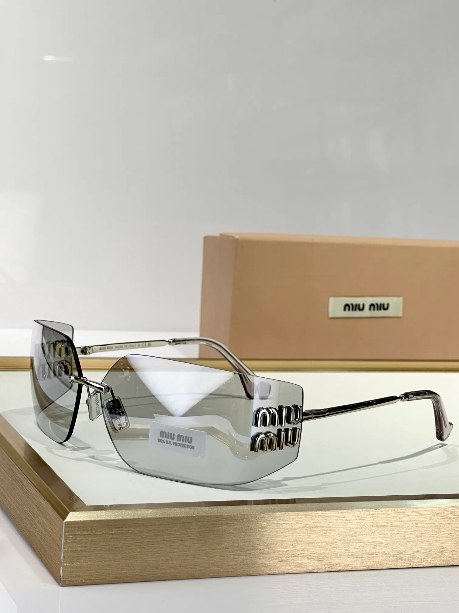 Очки Miu Miu 13352165