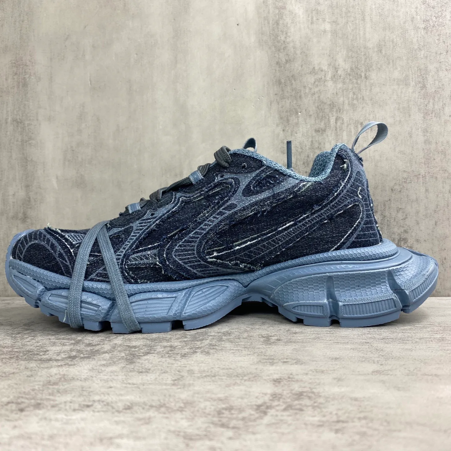 Кроссовки Женские Balenciaga 11102644