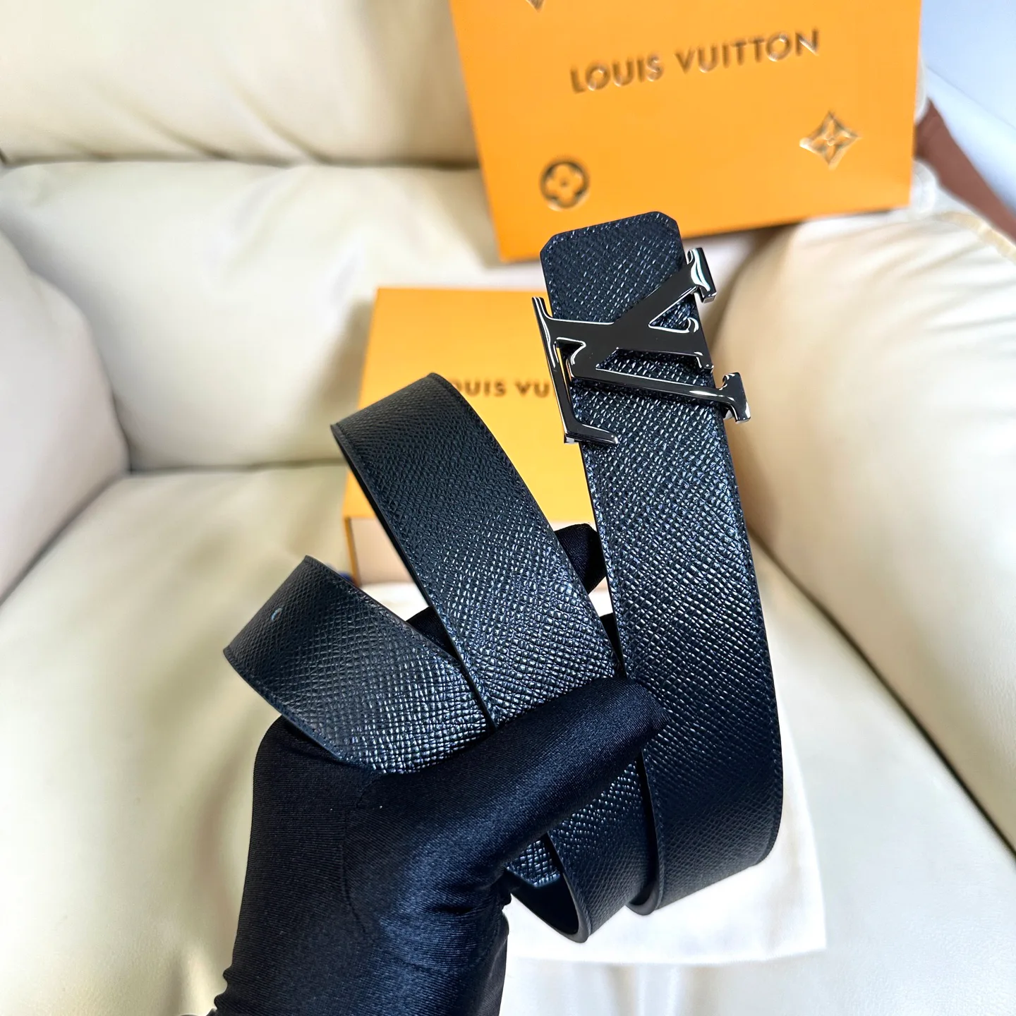 Ремни Louis Vuitton 11248619