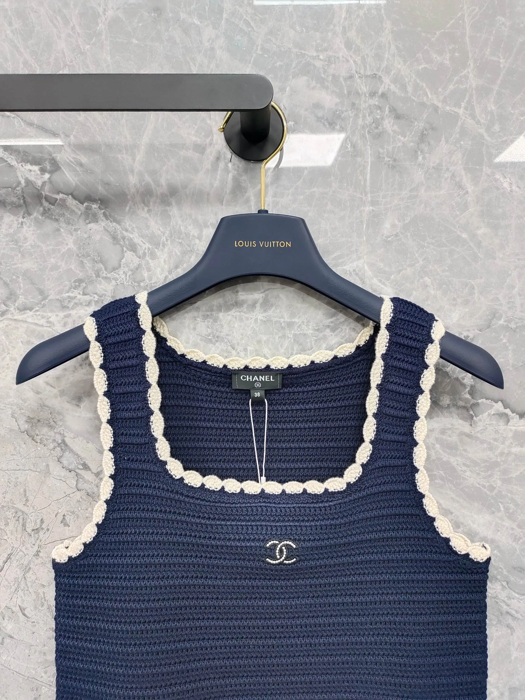 Жилеты Женские Chanel 13314358