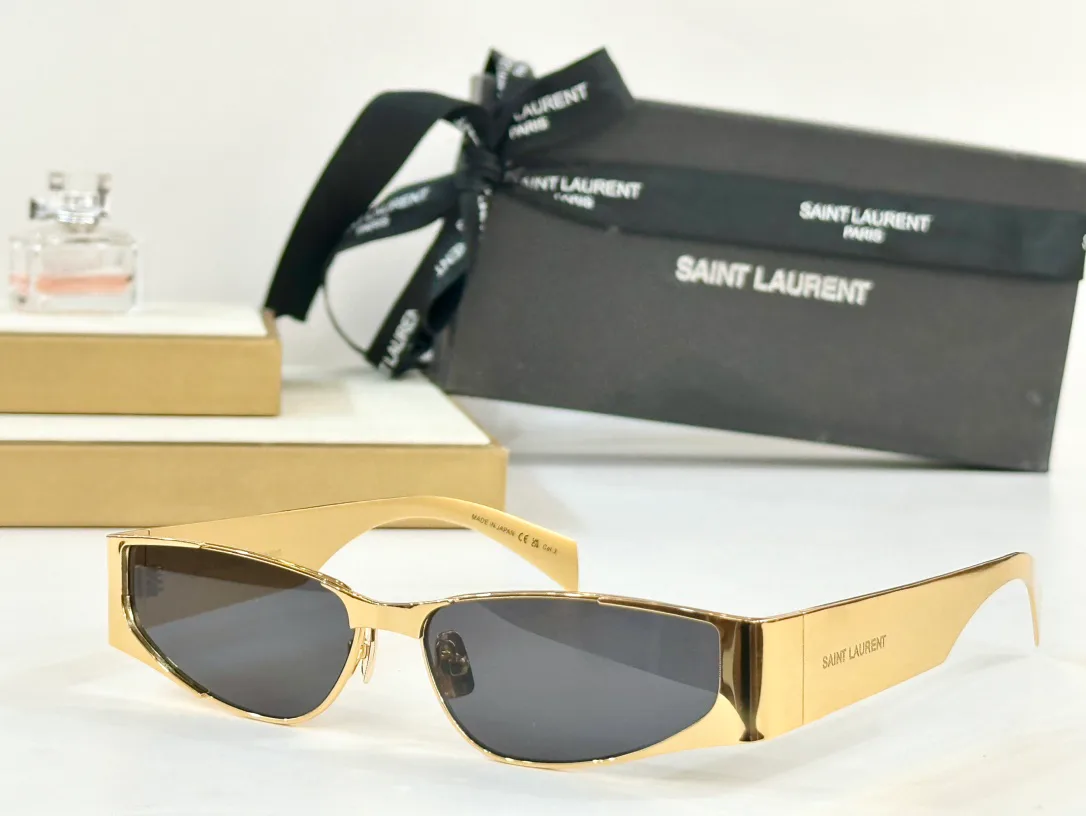 Очки Saint Laurent 25300