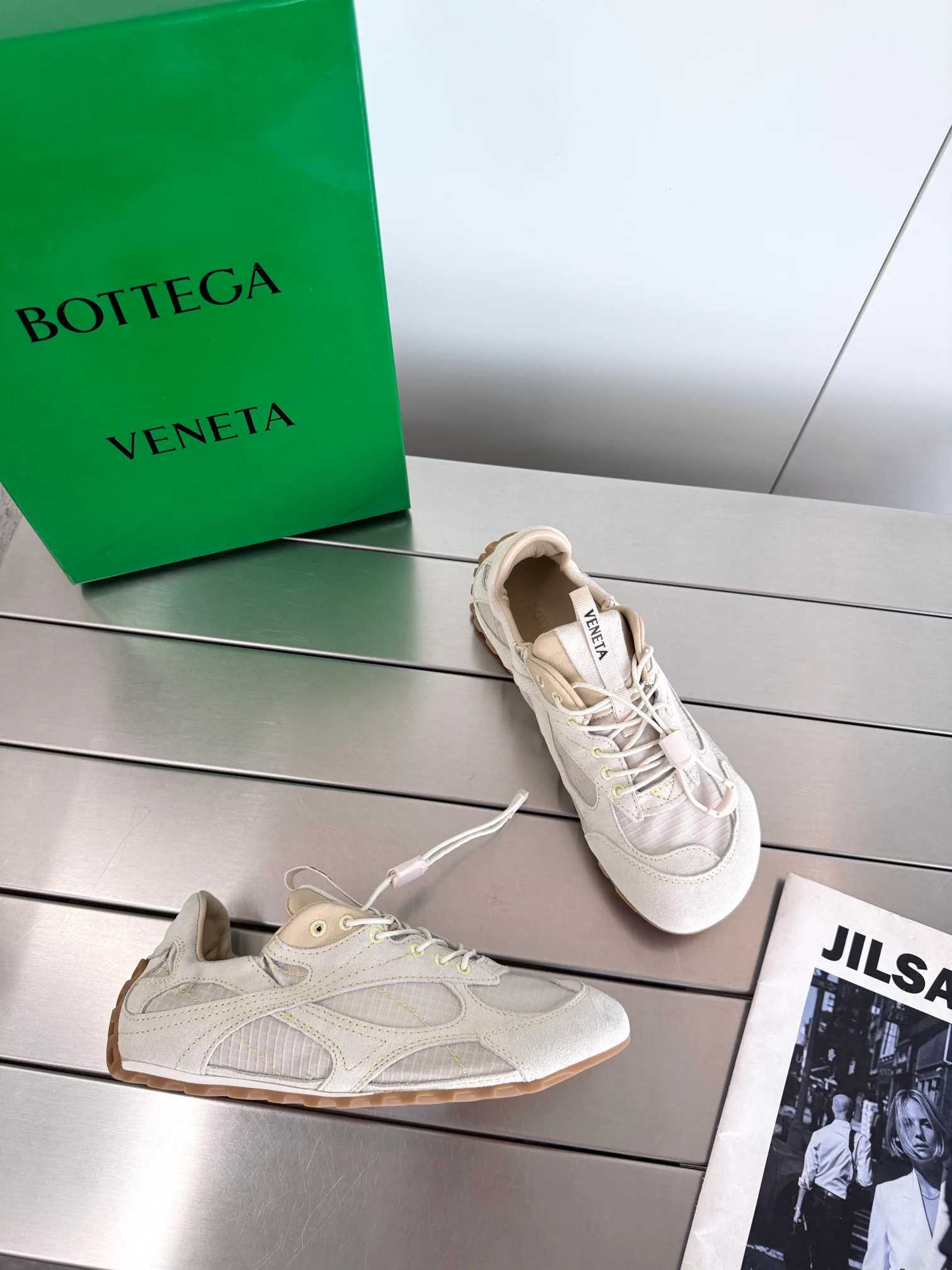 Кроссовки Женские Bottega Veneta 11911491