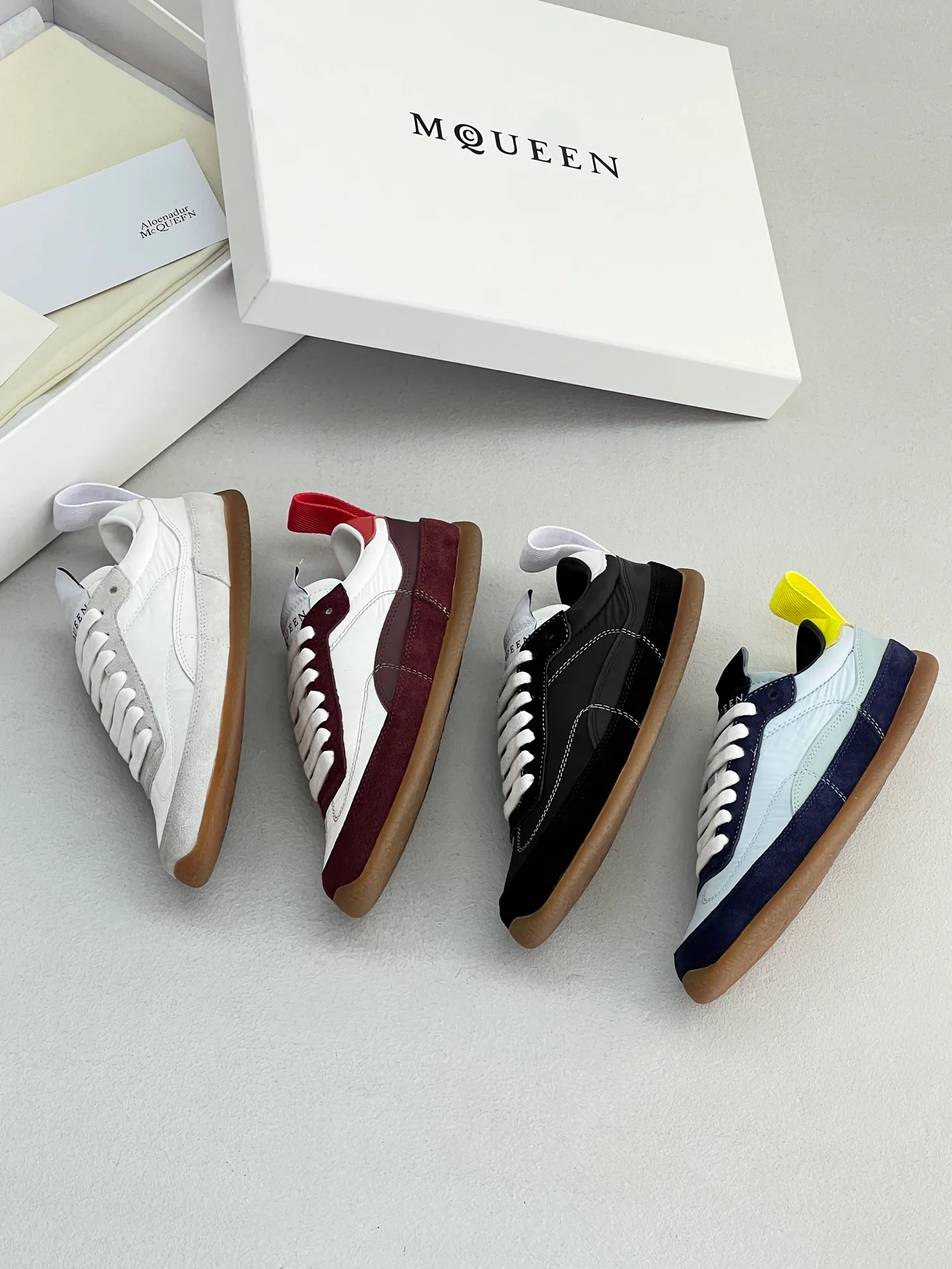 Кроссовки Женские Alexander Mcqueen 1391625