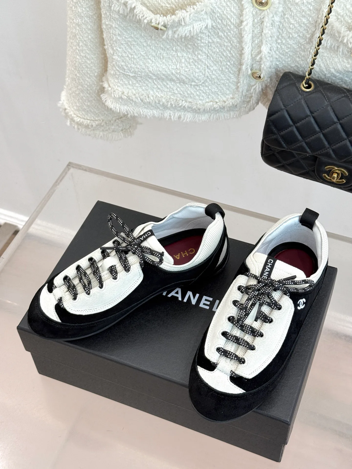 Кроссовки Женские Chanel 17025638