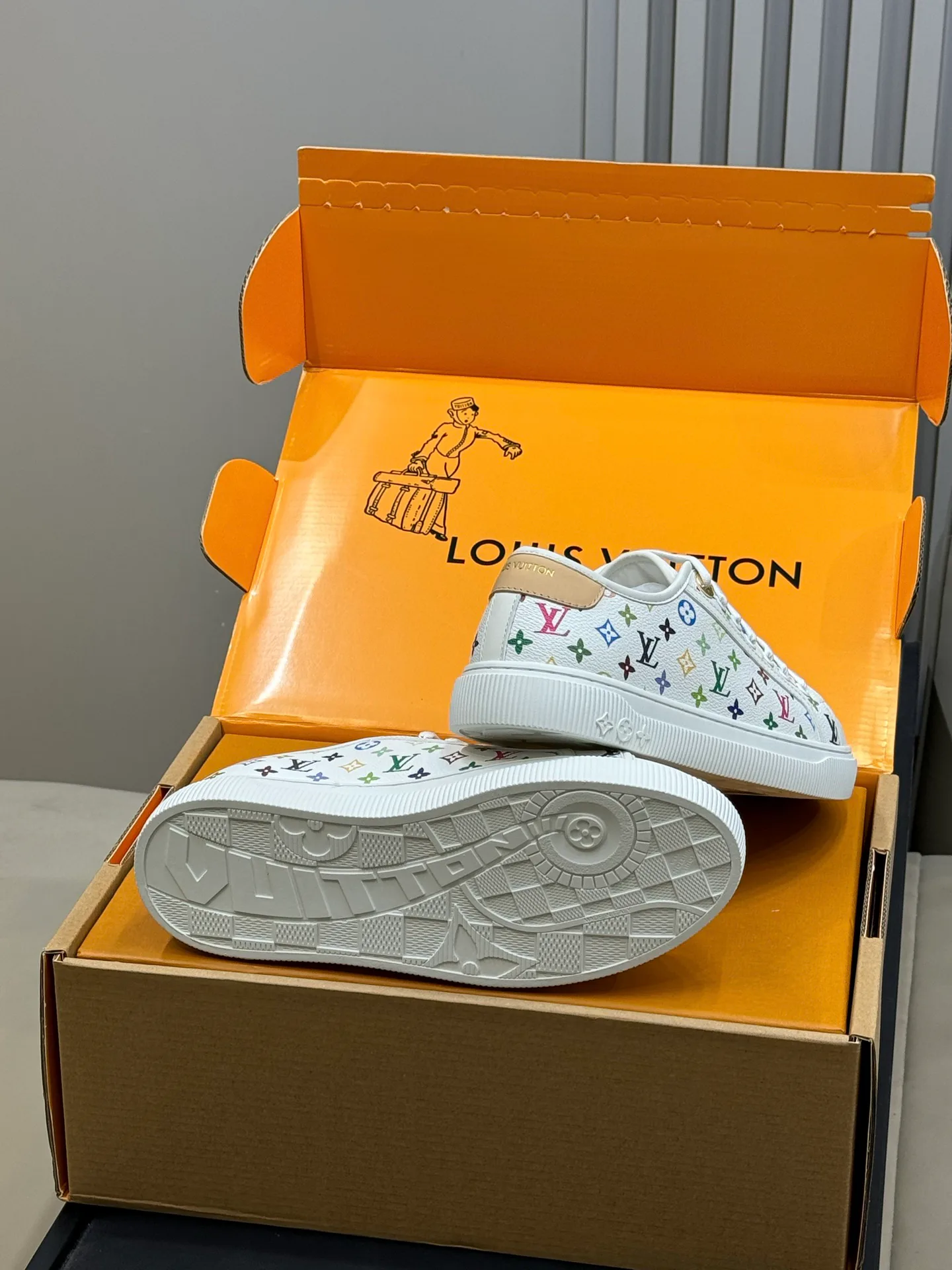 Кеды Женские Louis Vuitton 669925