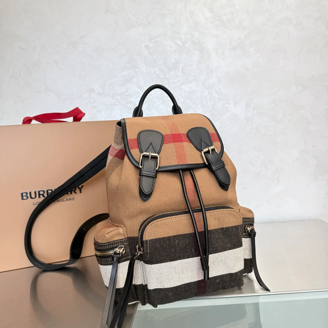 Рюкзаки Женские Burberry 17483289