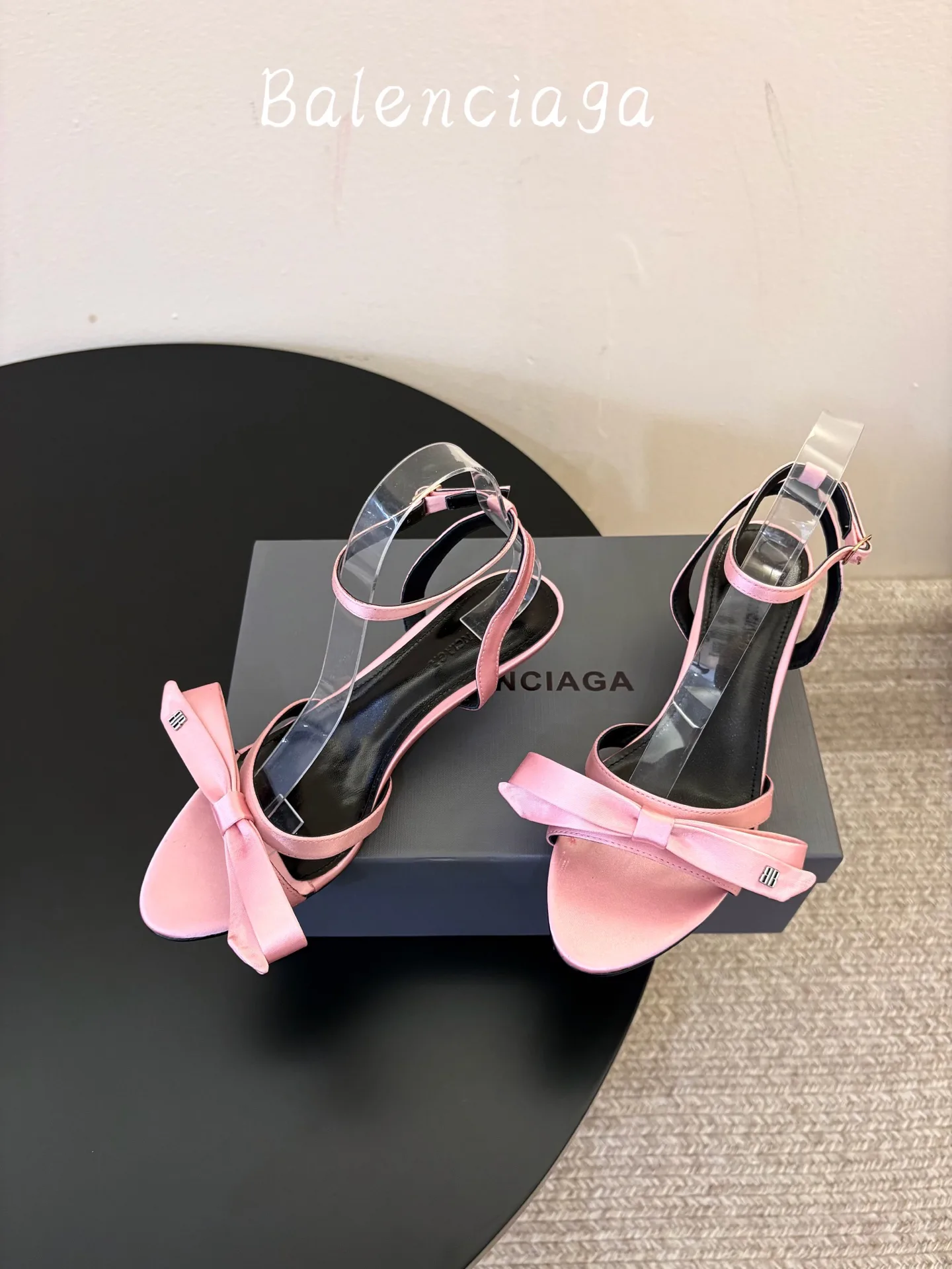 Босоножки Женские Balenciaga 18360965