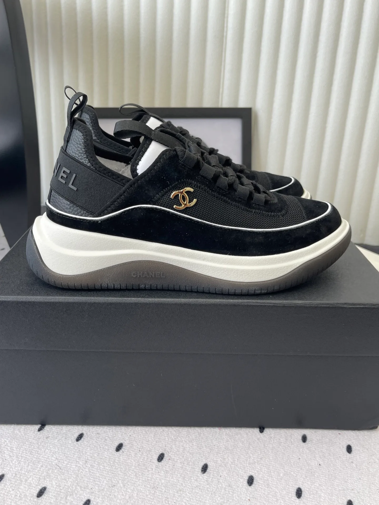 Кроссовки Женские Chanel 11791006