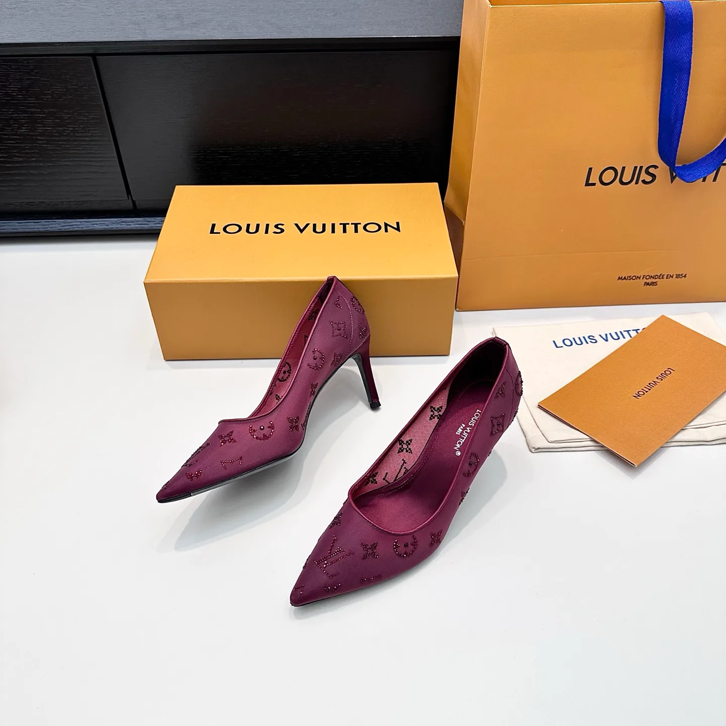 Туфли Женские Louis Vuitton 1384811