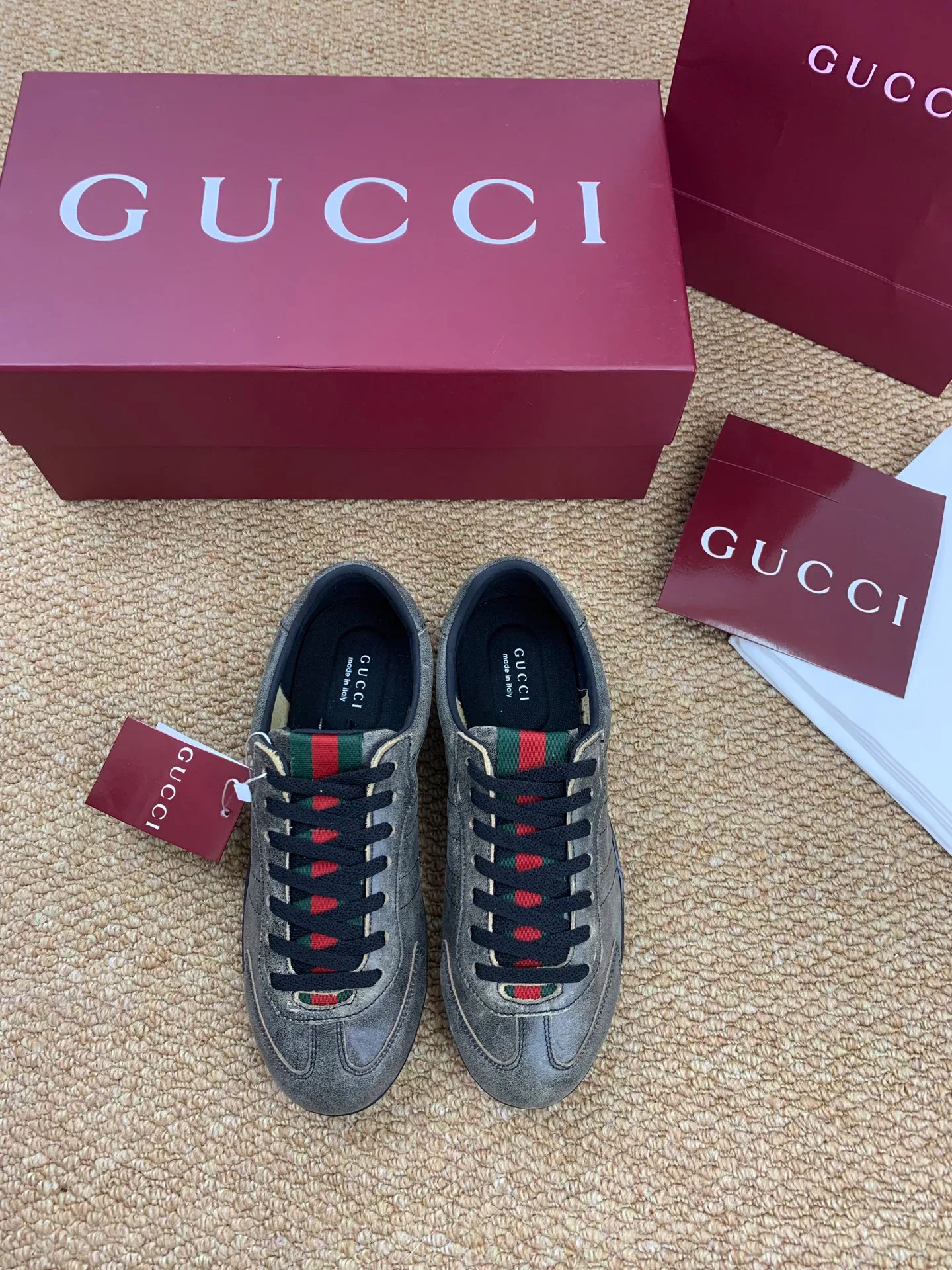 Кроссовки Женские Gucci 10646359