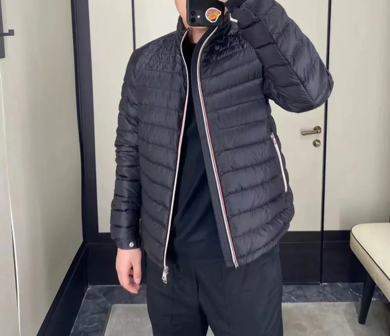 Куртки И Пуховики Мужские Moncler 112630