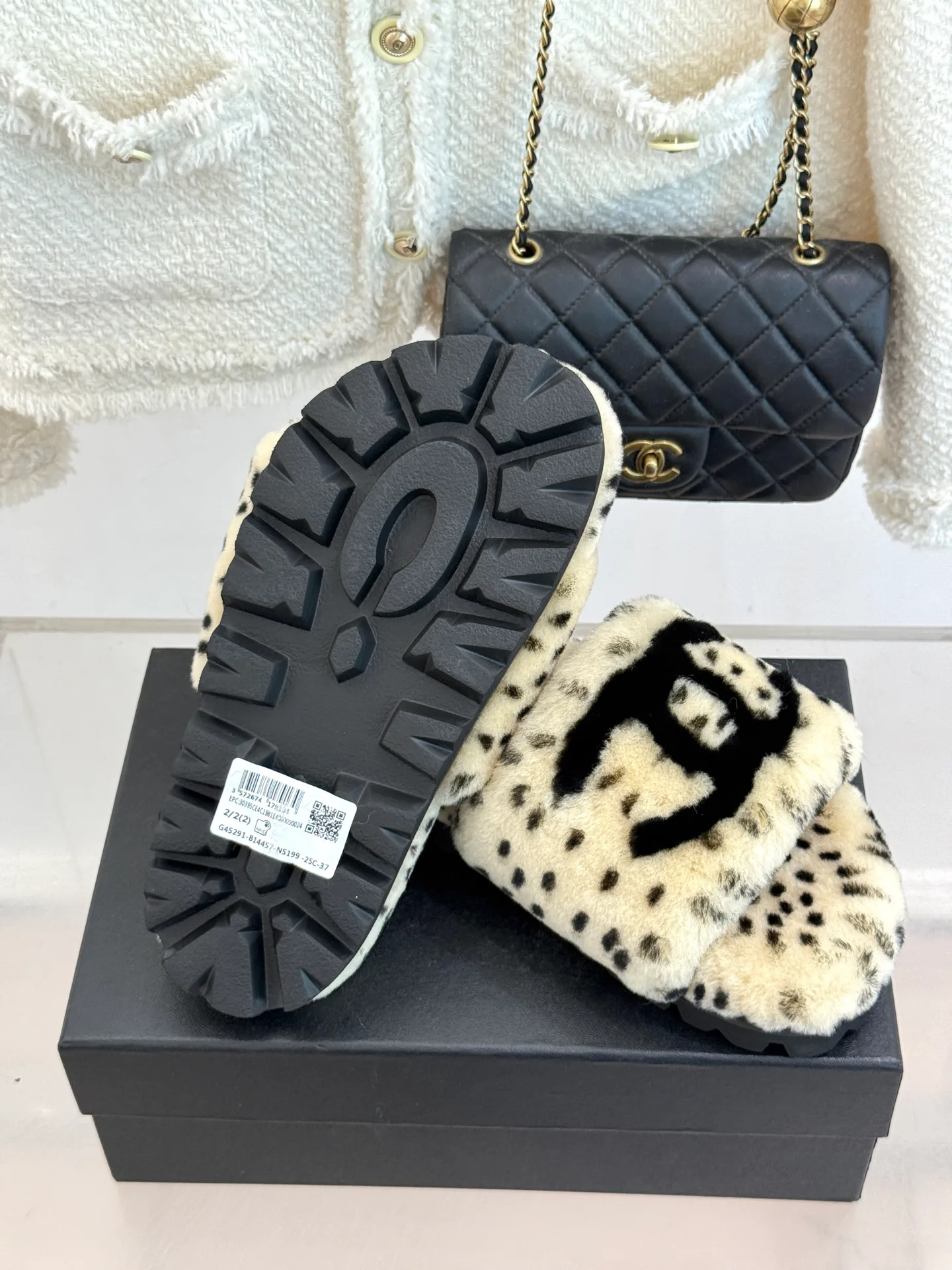 Тапочки Женские Chanel 18702871