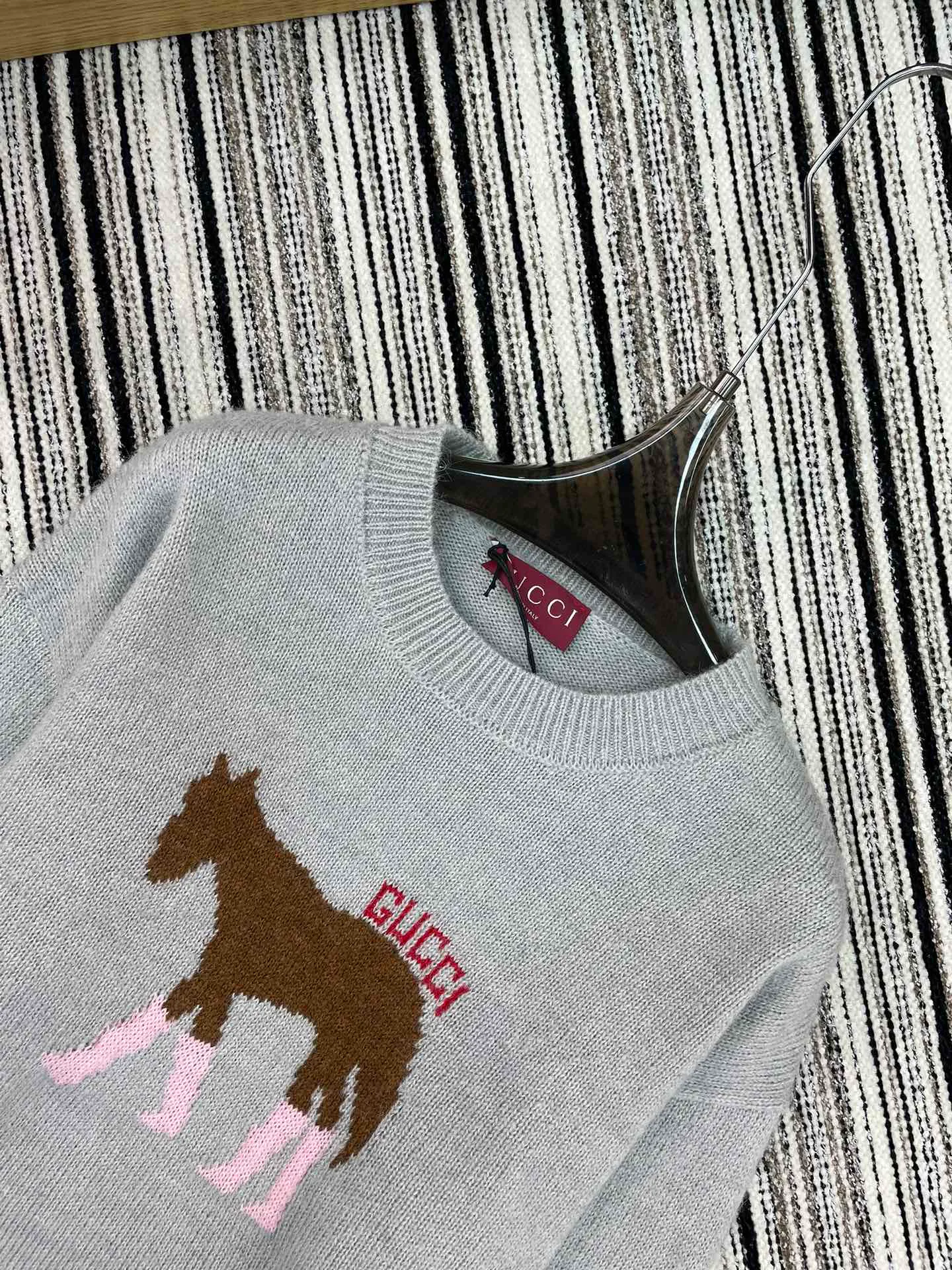 Джемперы И Свитеры Женские Gucci 1293077