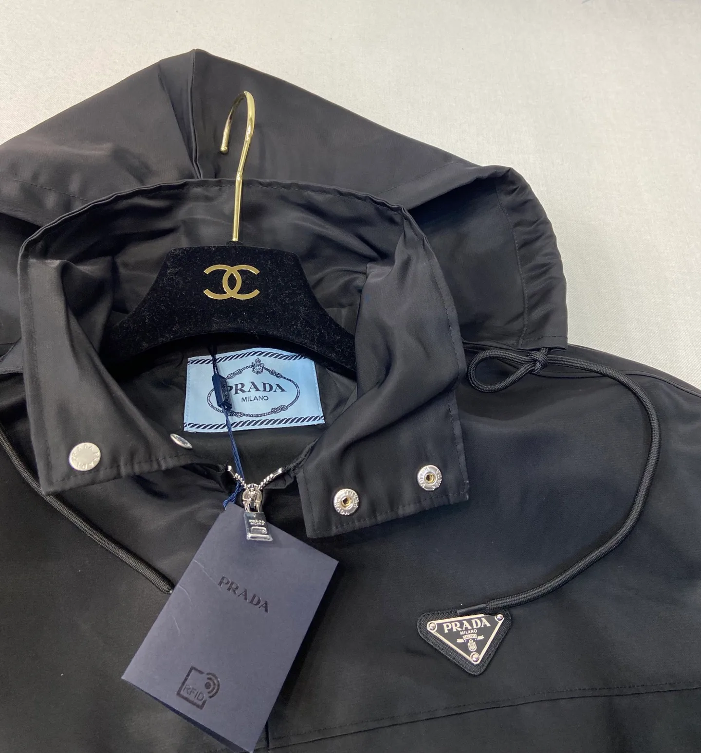 Куртки И Пуховики Женские Prada 4362982