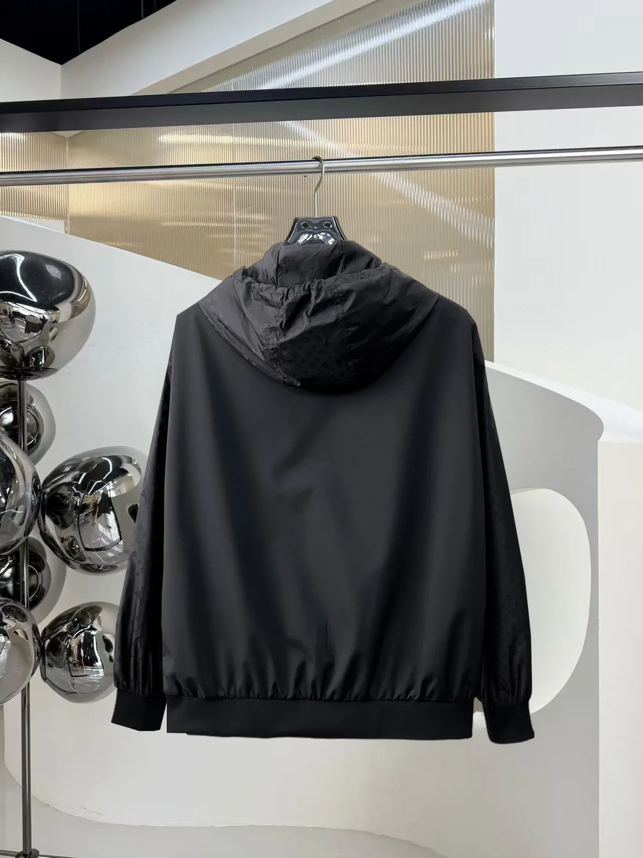 Куртки И Пуховики Мужские Louis Vuitton 18191473