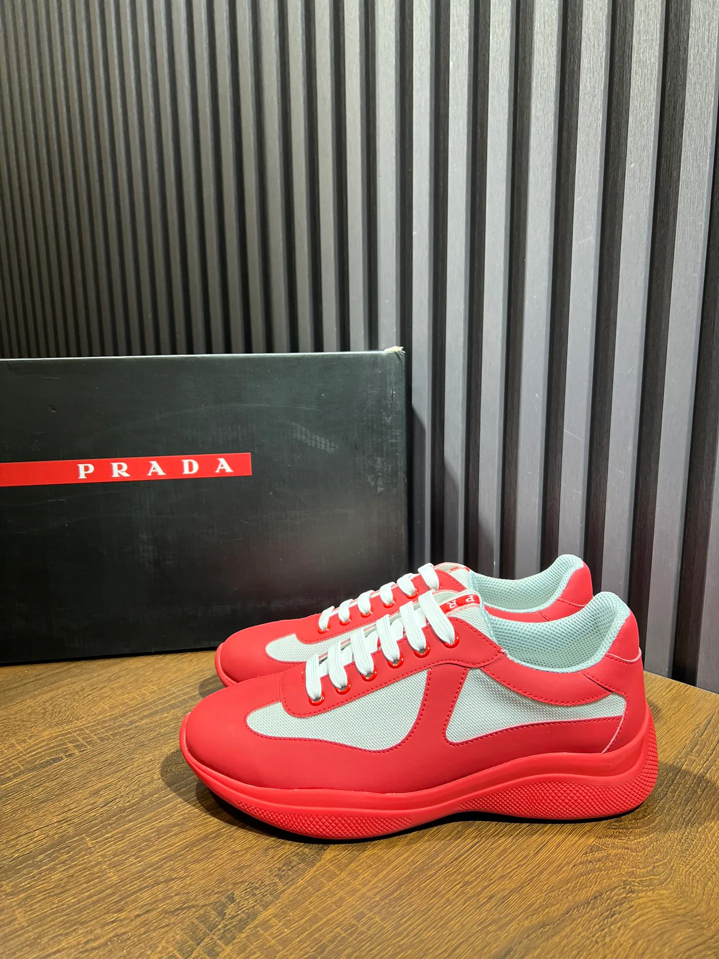 Кроссовки Мужские Prada 11010548