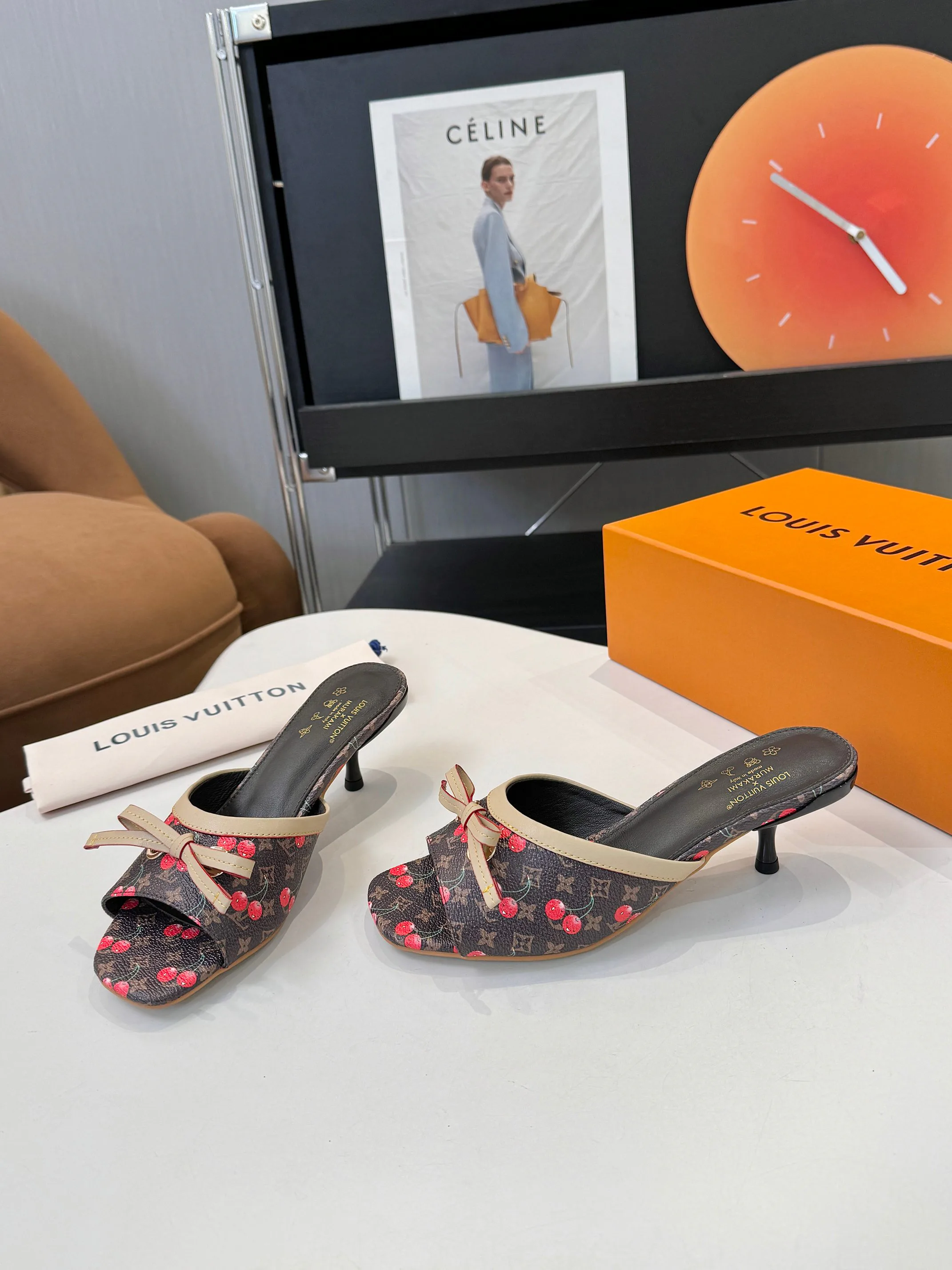 Босоножки Женские Louis Vuitton 11190681