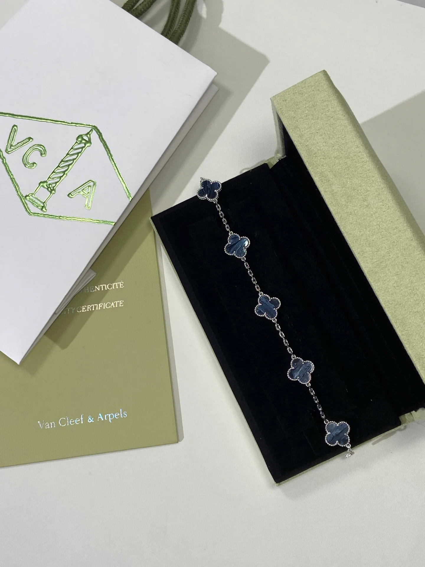 Бижутерия Van Cleef & Arpels 86046