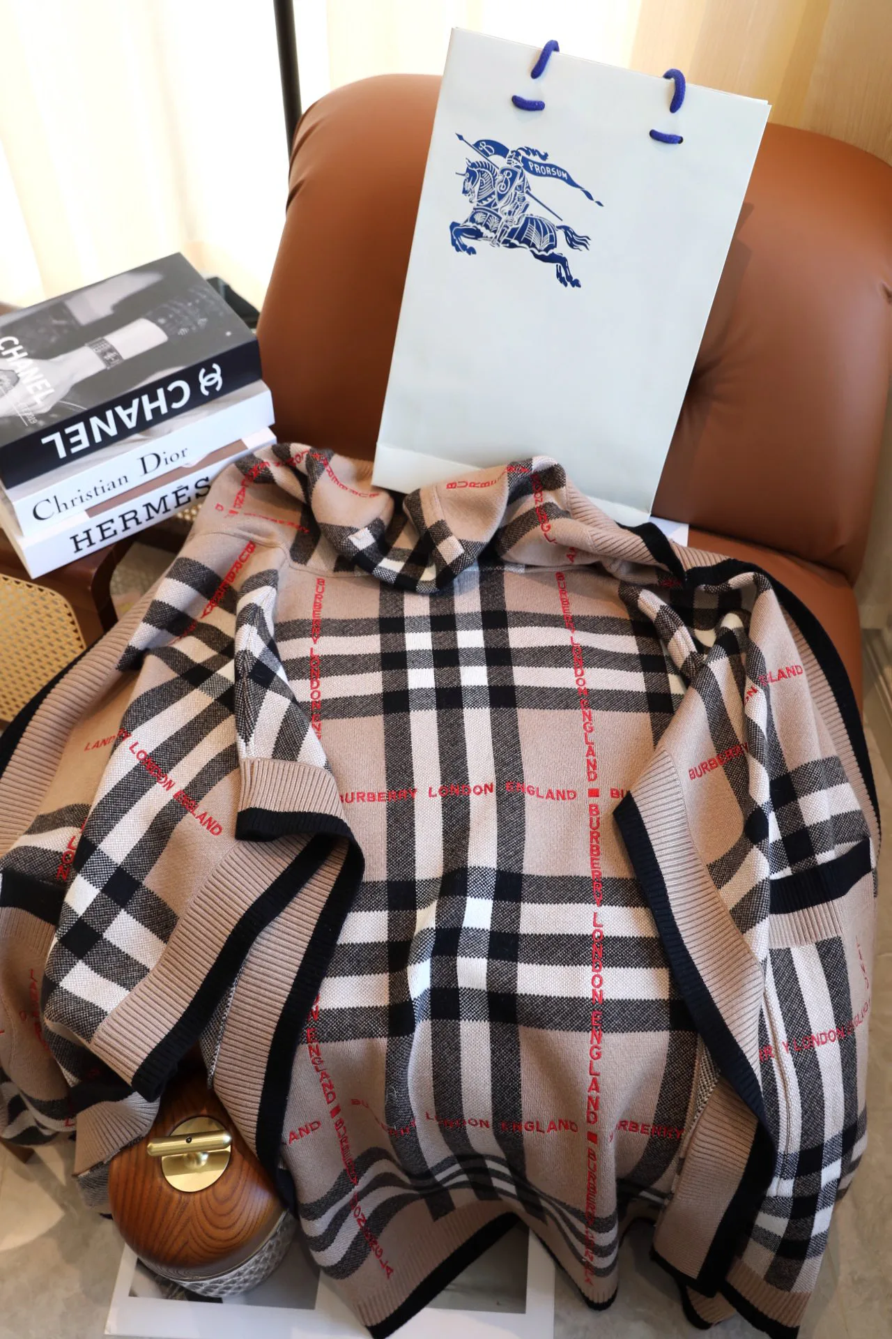 Шарфы Женские Burberry 108128