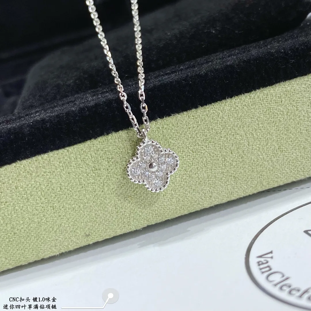 Бижутерия Van Cleef & Arpels 17857377
