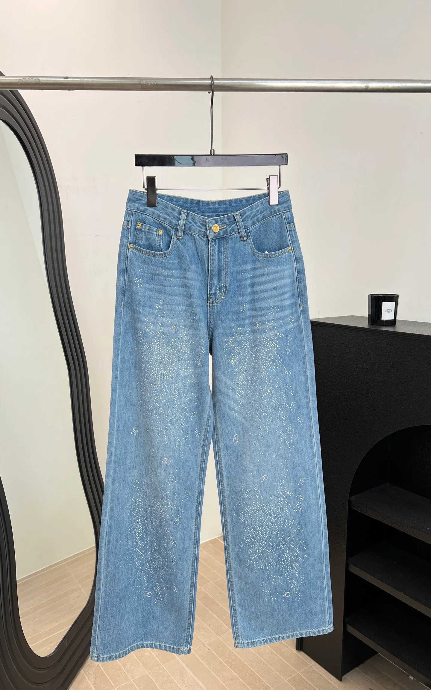 Джинсы Женские Chanel 13431649