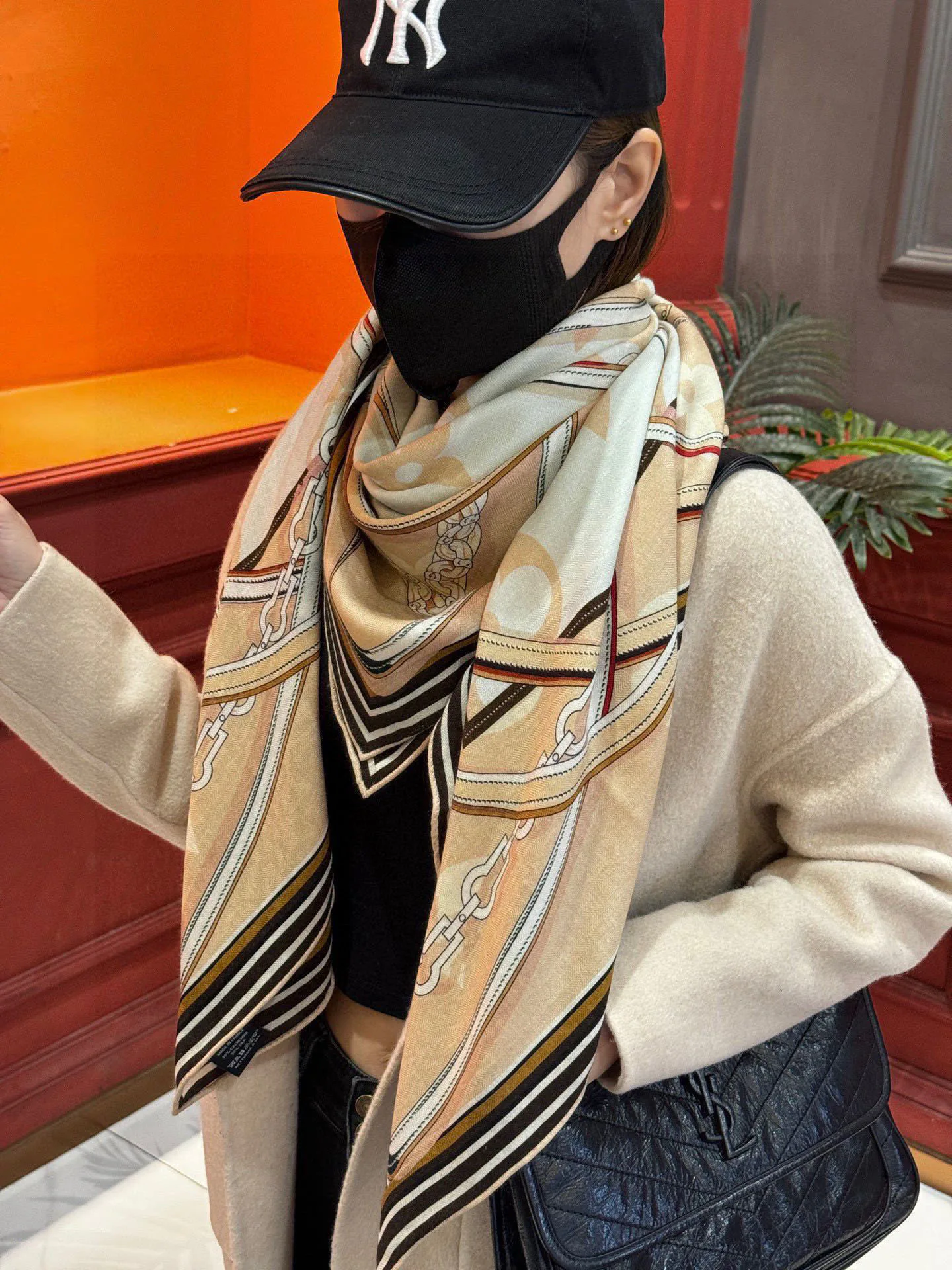 Платки Louis Vuitton 206010