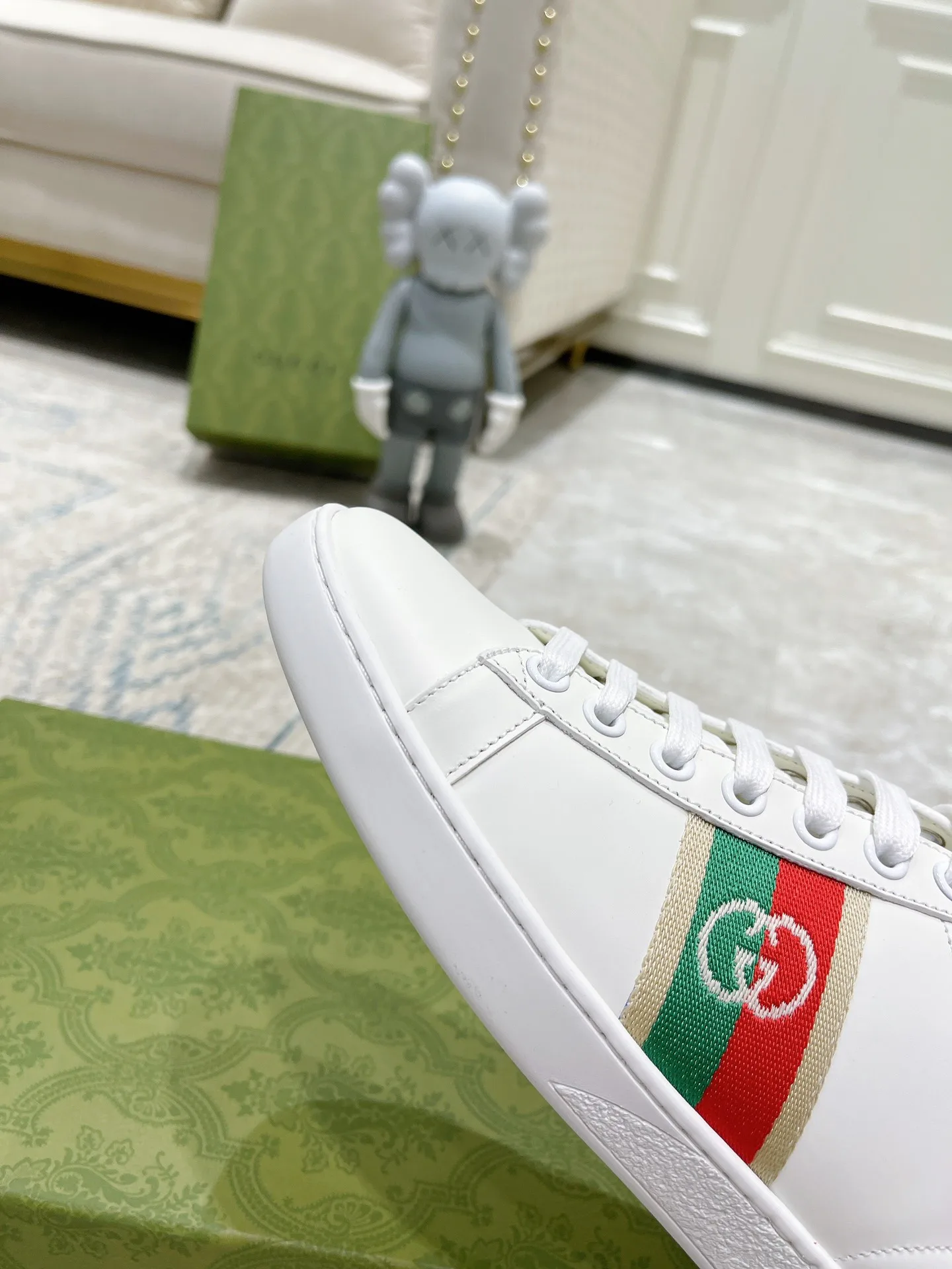 Кроссовки Женские Gucci 17620454