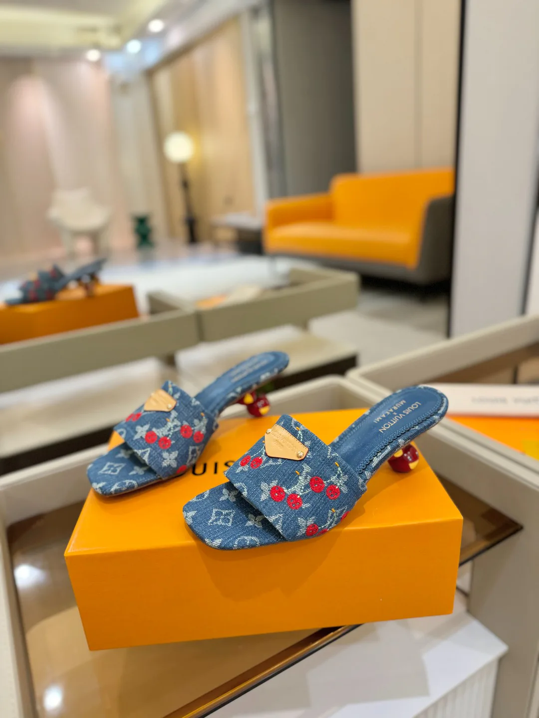 Босоножки Женские Louis Vuitton 9865316