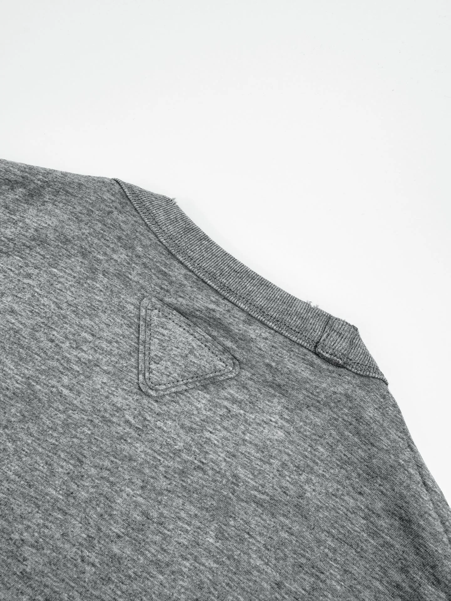 Футболки Женские Prada 1646326