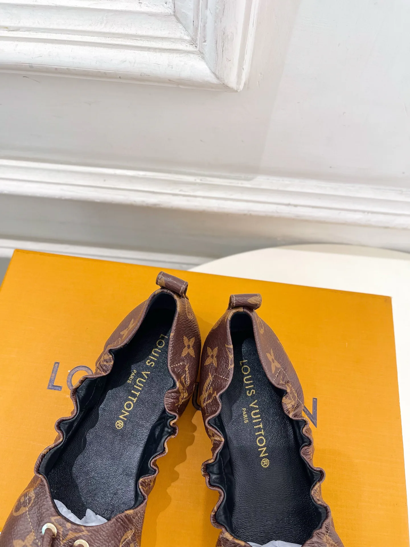 Балетки Женские Louis Vuitton 17646559