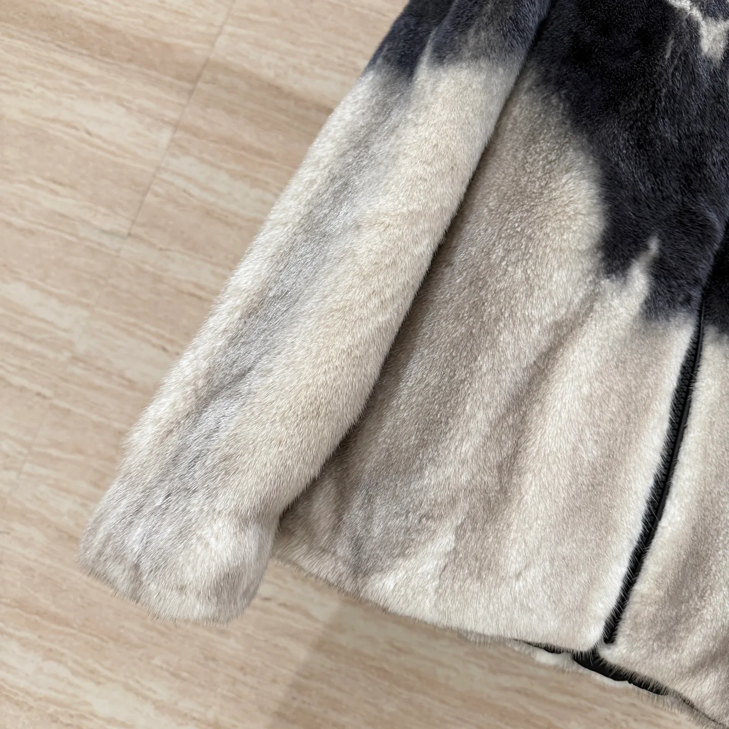 Шубы Женские Louis Vuitton 1061373