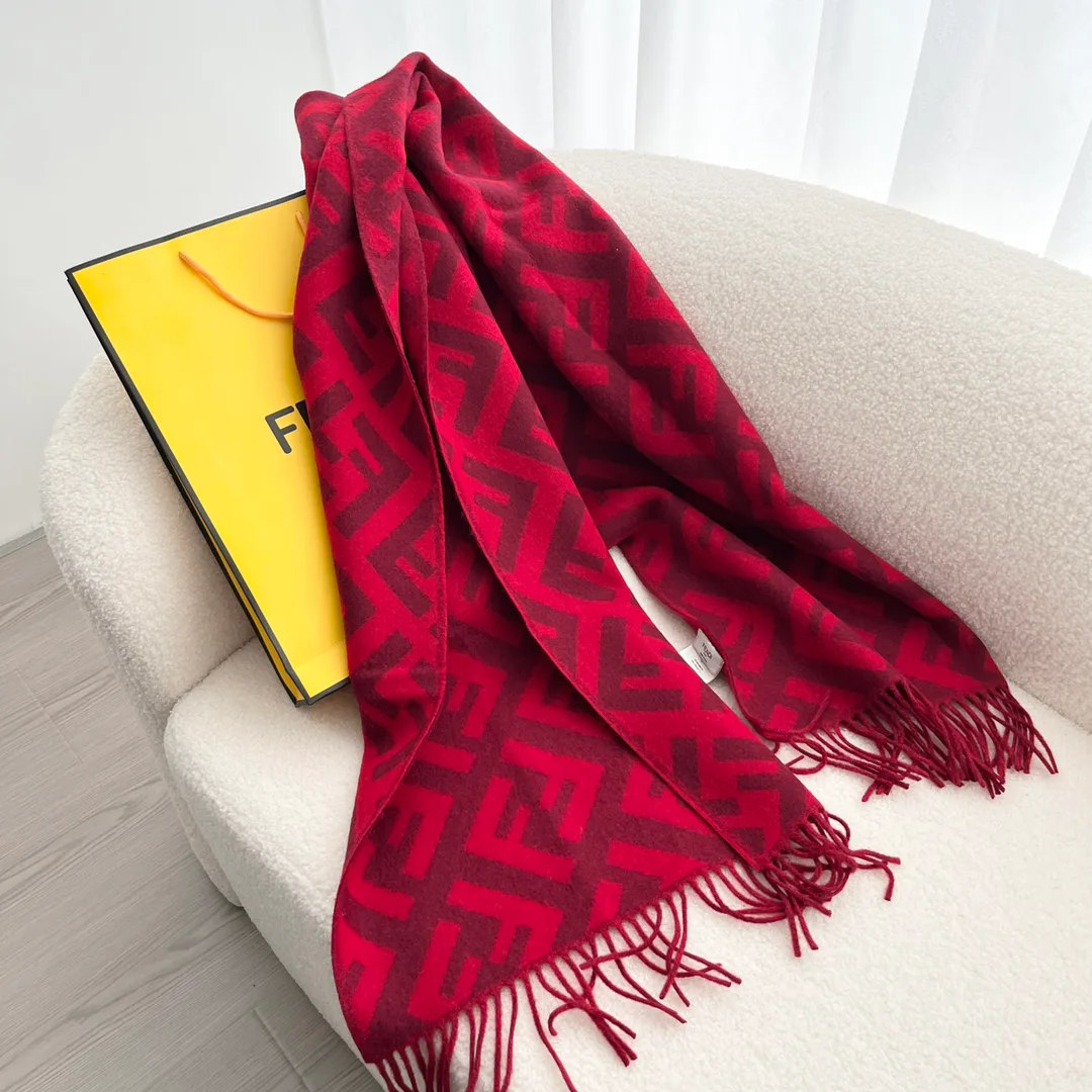 Шарфы Fendi 1840