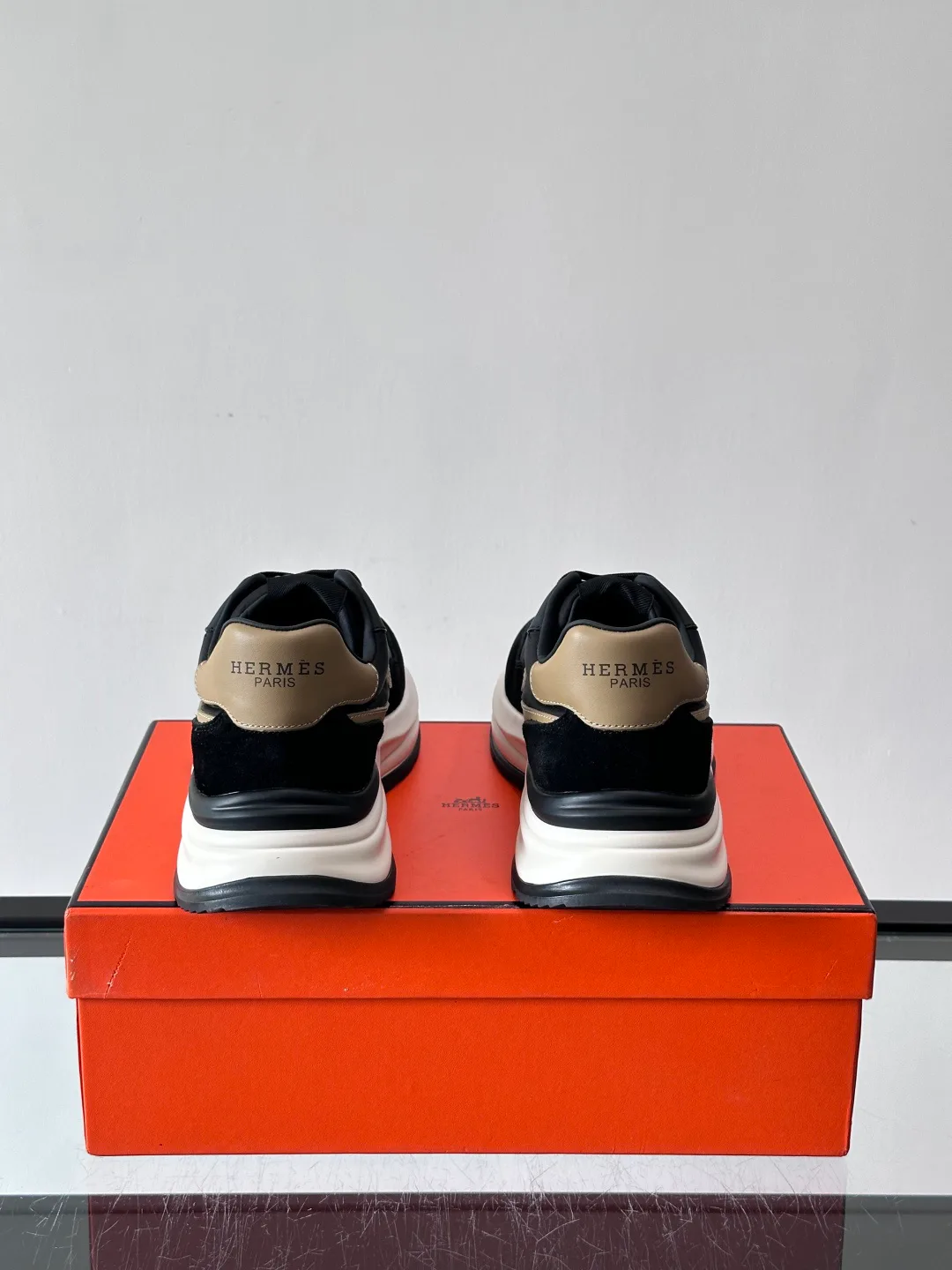 Кроссовки Мужские Hermes 11584902