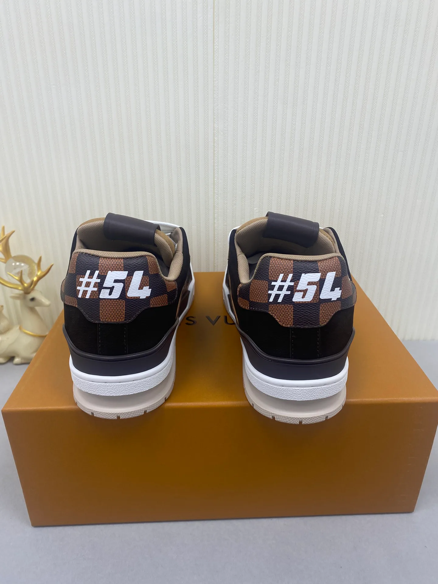 Кроссовки Женские Louis Vuitton 276145