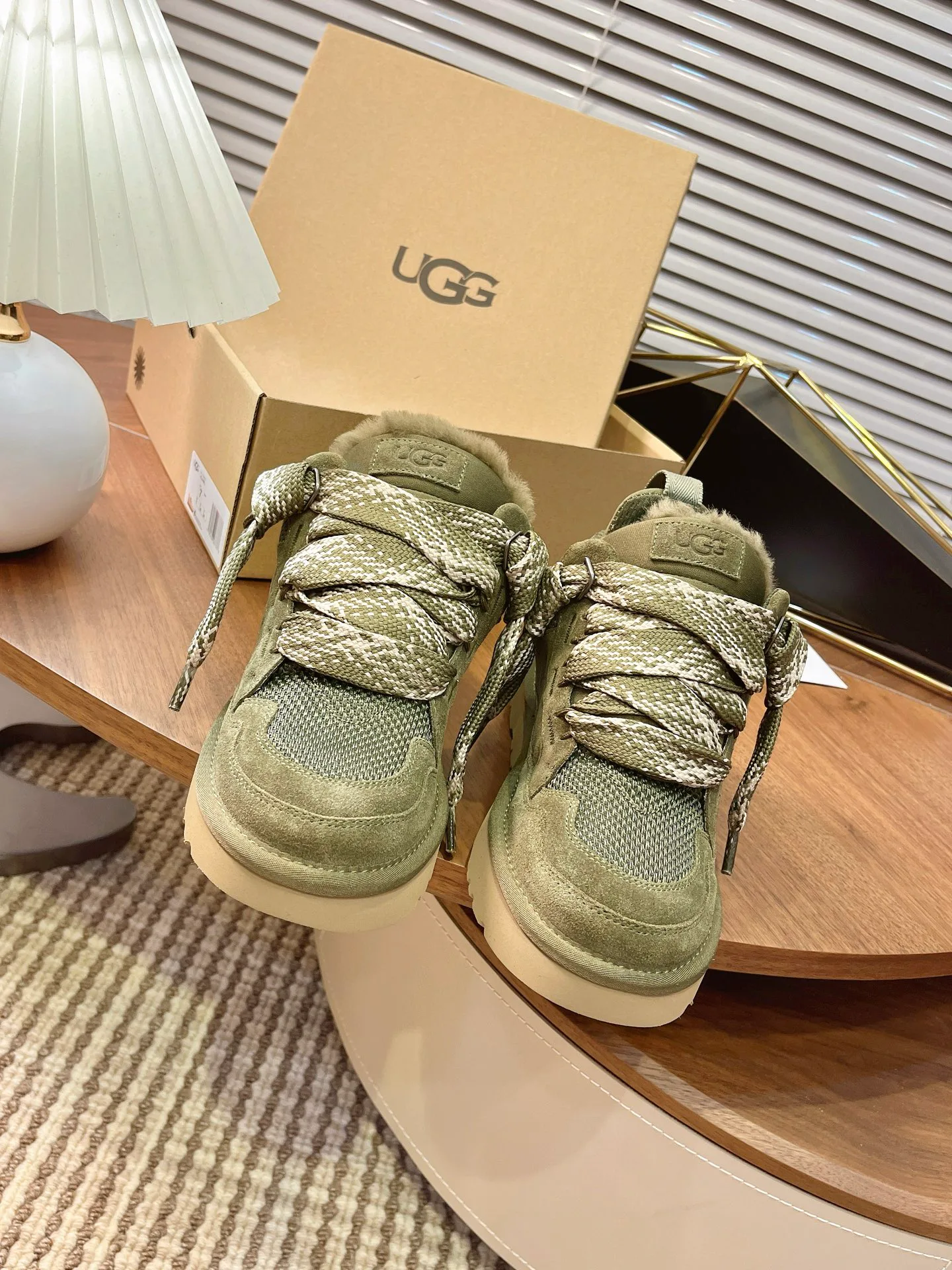 Кроссовки Женские Ugg 79517