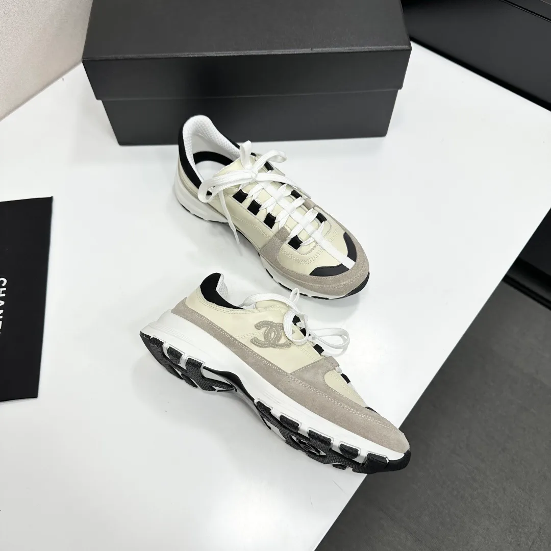 Кроссовки Женские Chanel 11738501